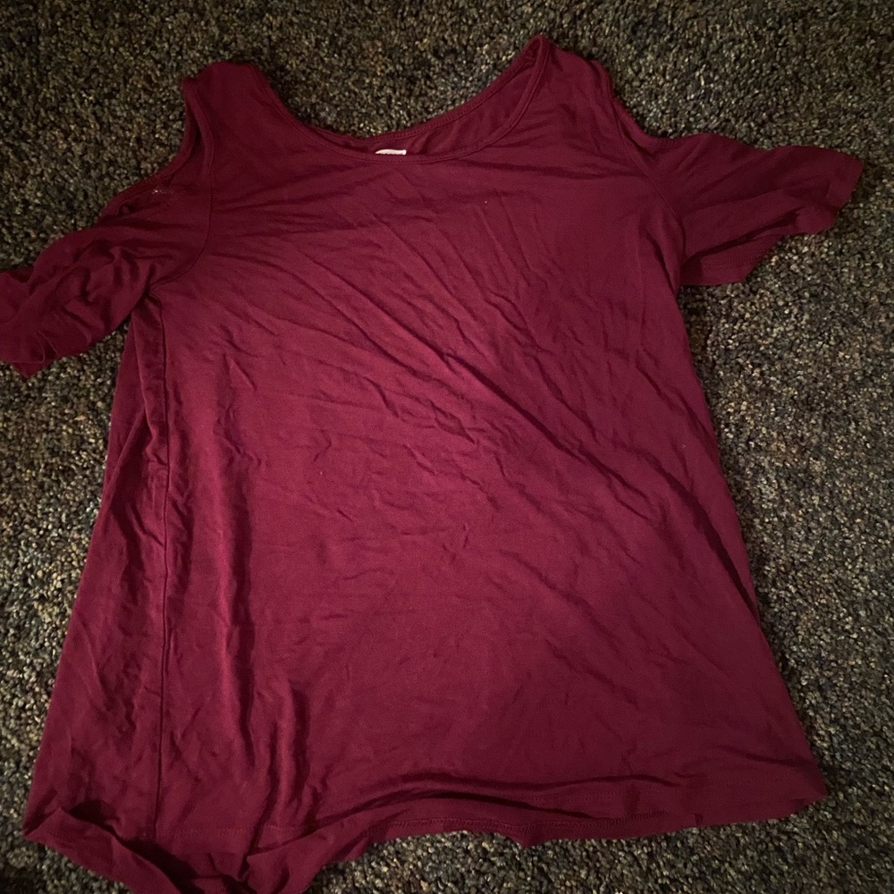 soft red open shoulder top girls L (10/12)